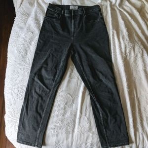 Everlane The Cheeky Jean in washed black size 31